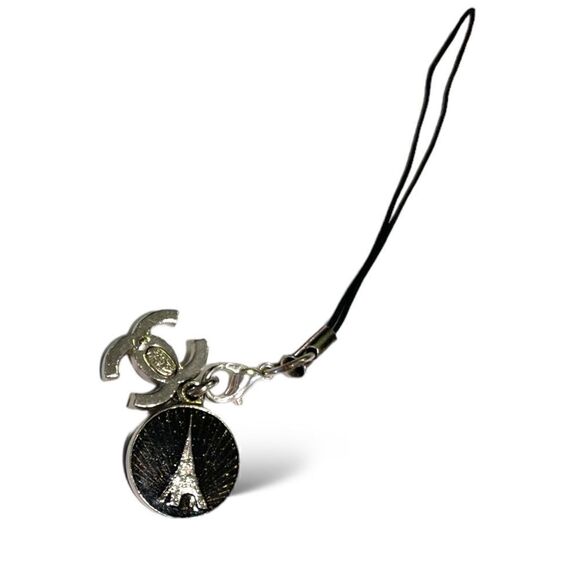 CHANEL CC Logo & Eiffel Tower Charm 2008/Cruise Line - Picture 3 of 7
